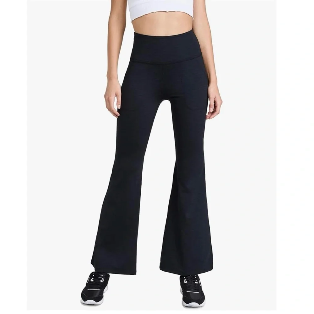 Beyond Yoga Women's Heather Rib All Day Flare Pants in Black Size L - Picture 14 of 16